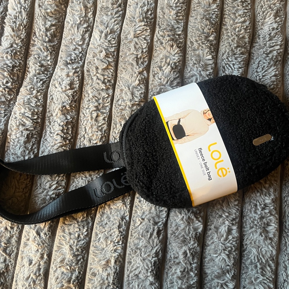 Lolë Fleece Fanny pack